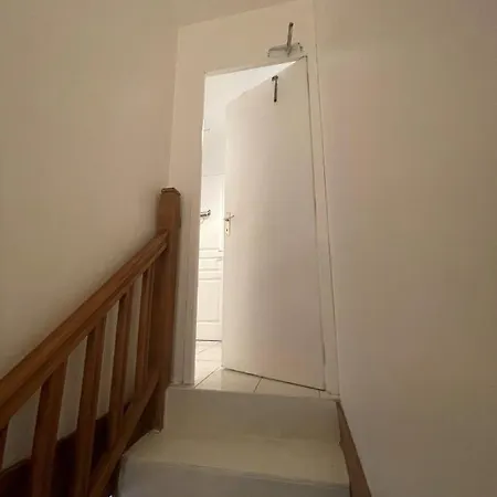 Le Chatel, Maison Chaleureuse
